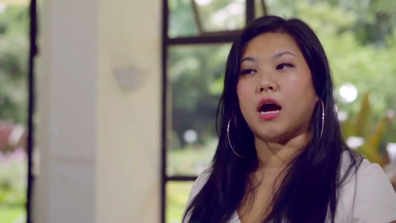 Helen Hou-Sandi: “Where Design Systems meet Editorial Experiences”